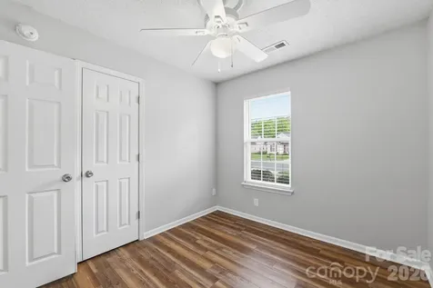 11026 Olde English Drive Charlotte NC 28216