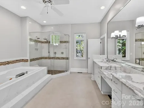 15615 Mccullers Court Charlotte NC 28277