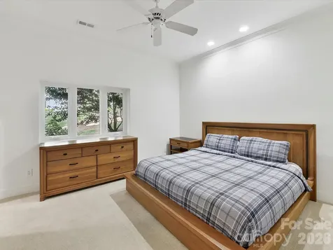 15615 Mccullers Court Charlotte NC 28277