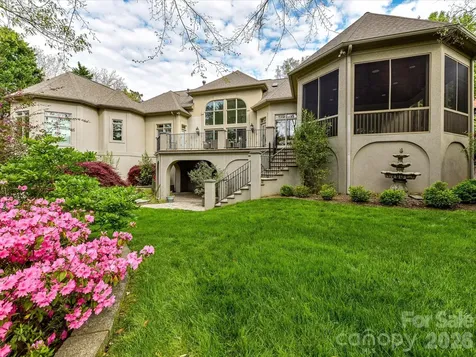 15615 Mccullers Court Charlotte NC 28277