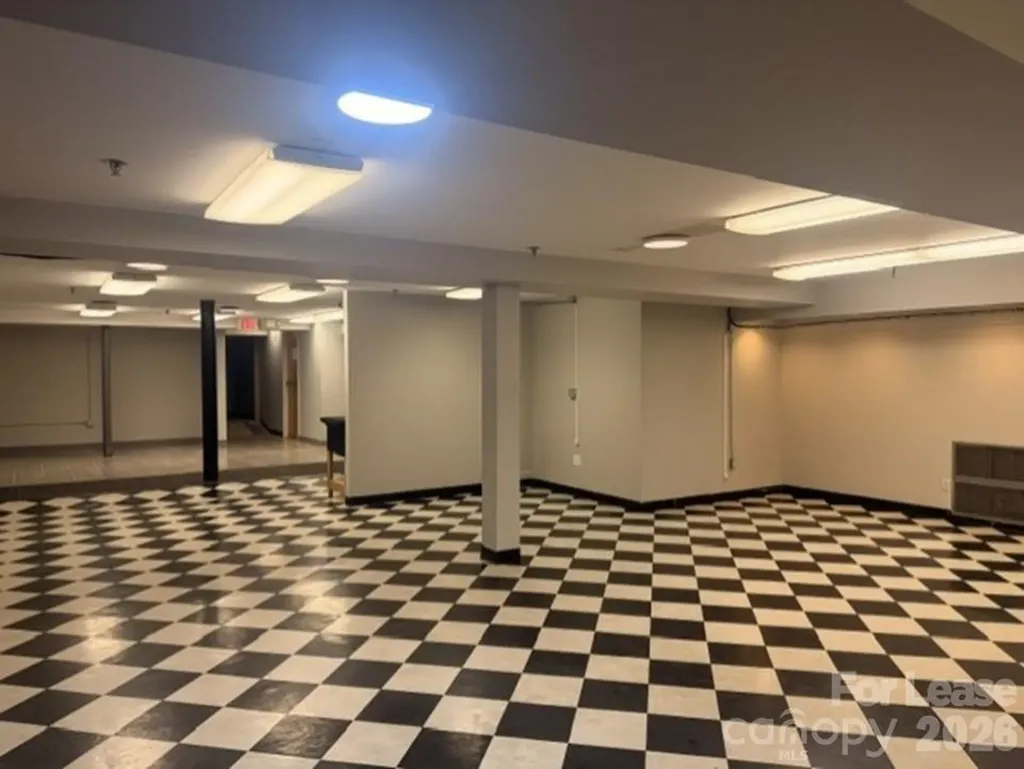 246 Union Square Hickory NC 28601