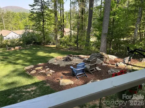 88 Pounding Mill Hendersonville NC 28792