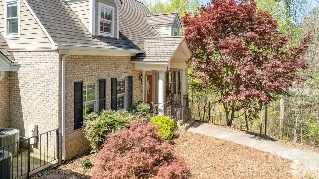 464 Laurel Cove Road Statesville NC 28677