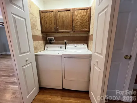 93 Laycock Road Hendersonville NC 28792