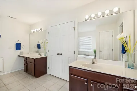 1019 Markwell Drive Matthews NC 28105
