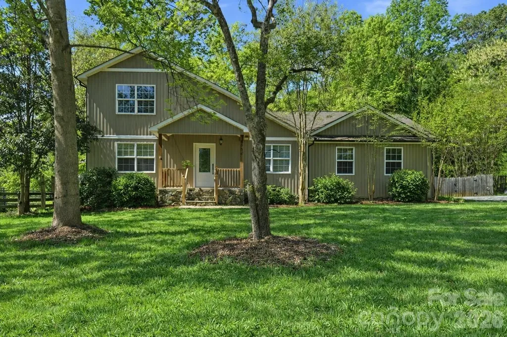 2036 Hickory Hills Drive Denver NC 28037