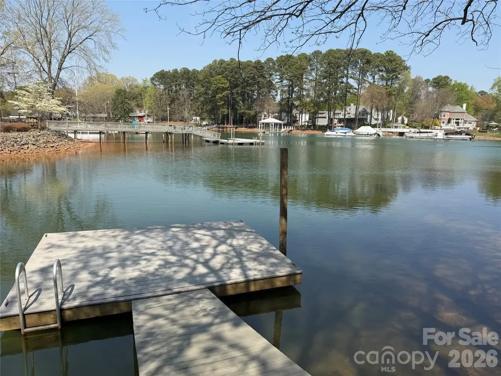 2036 Hickory Hills Drive Denver NC 28037