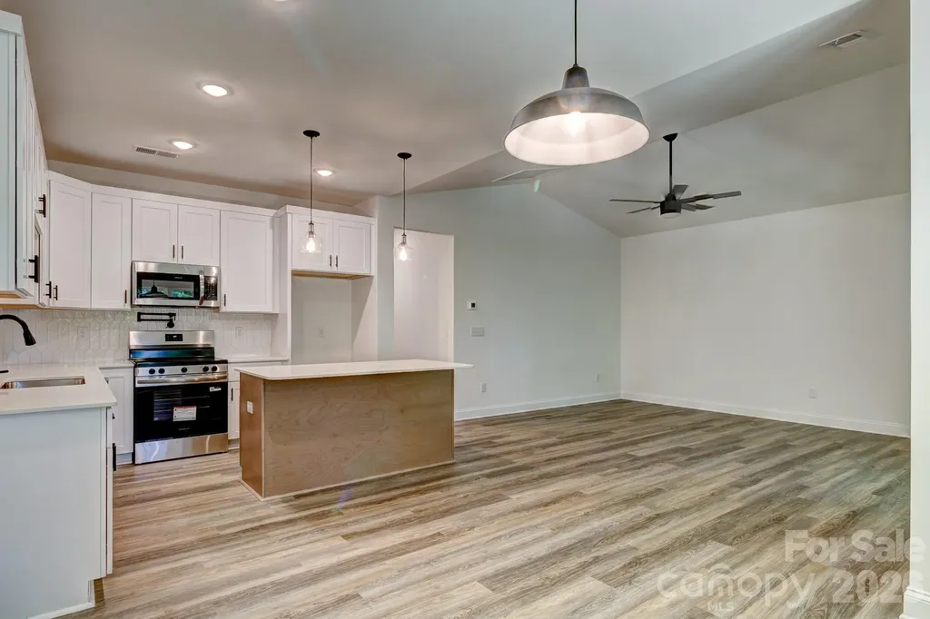 315 S Pink Street Cherryville NC 28021