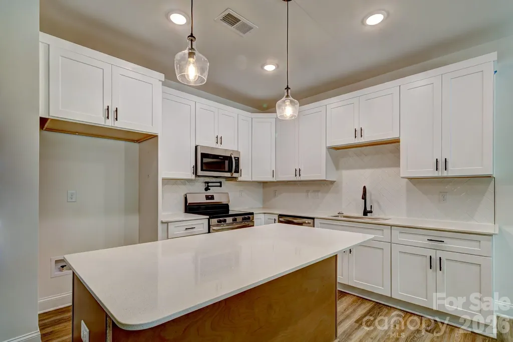 315A S Pink Street Cherryville NC 28021