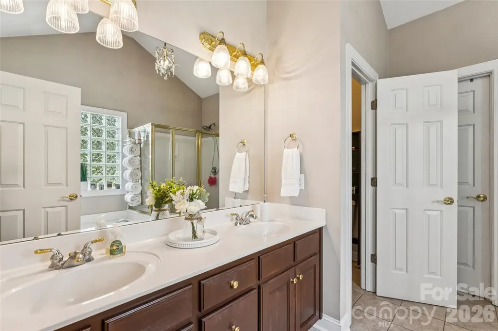 3001 Cardigan Court Matthews NC 28104