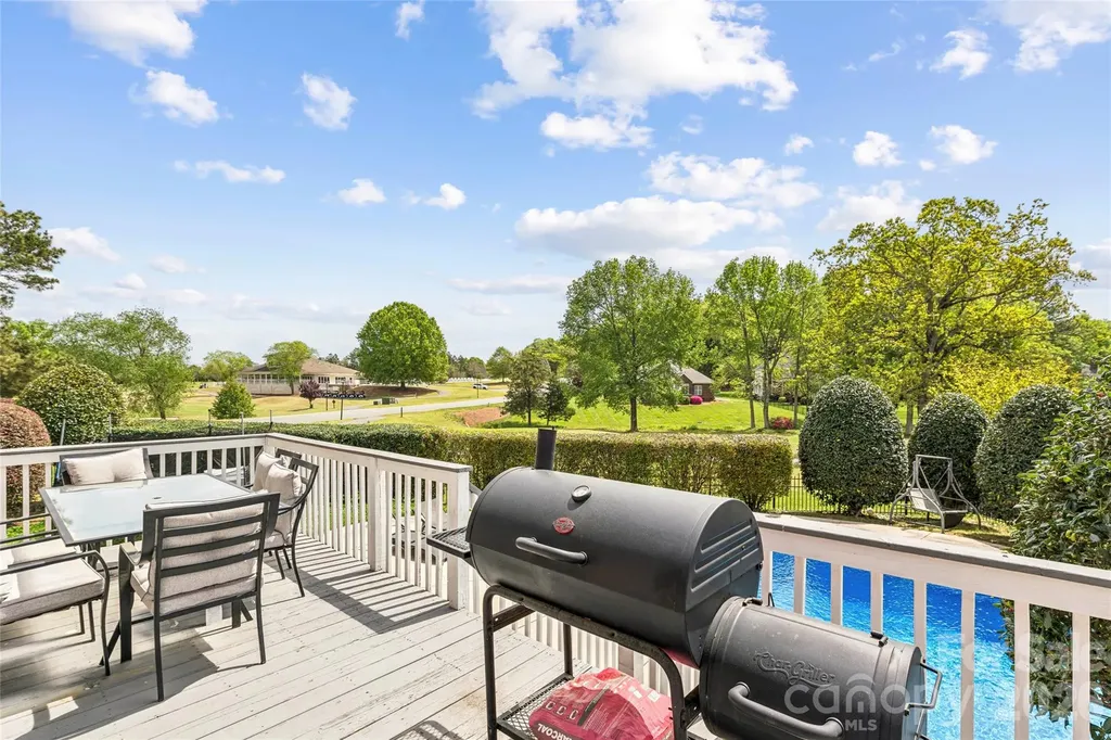 3001 Cardigan Court Matthews NC 28104
