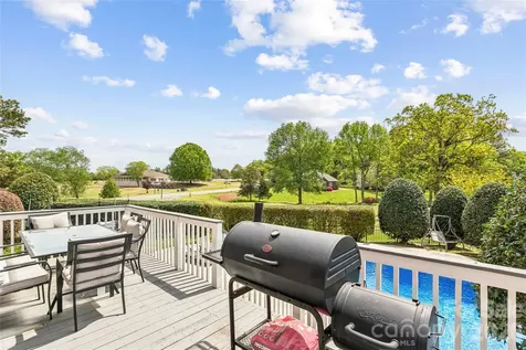 3001 Cardigan Court Matthews NC 28104