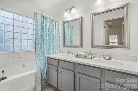 11709 Black Maple Avenue Charlotte NC 28269