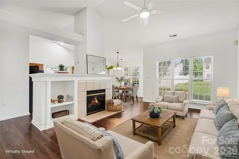 11709 Black Maple Avenue Charlotte NC 28269