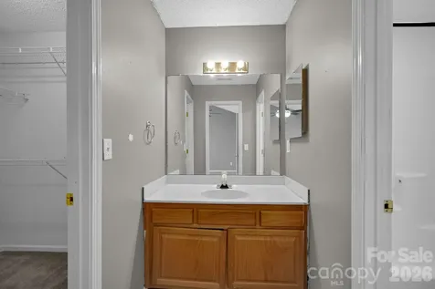 9653 Terrier Way Charlotte NC 28269
