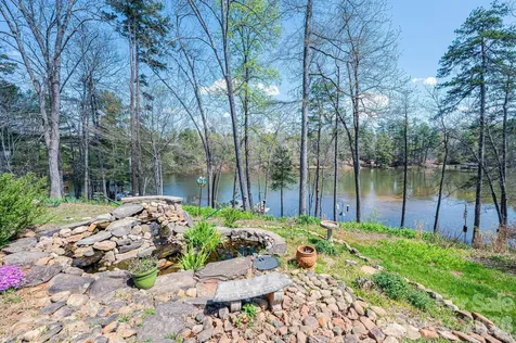 4726 Crystal Falls Avenue Hickory NC 28601
