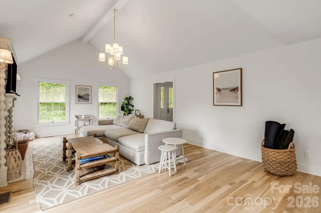 92 Rose Hill Road Asheville NC 28803