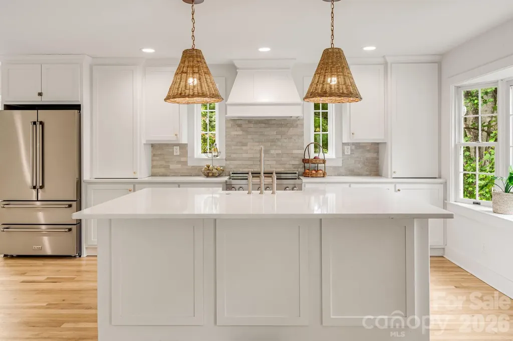 92 Rose Hill Road Asheville NC 28803