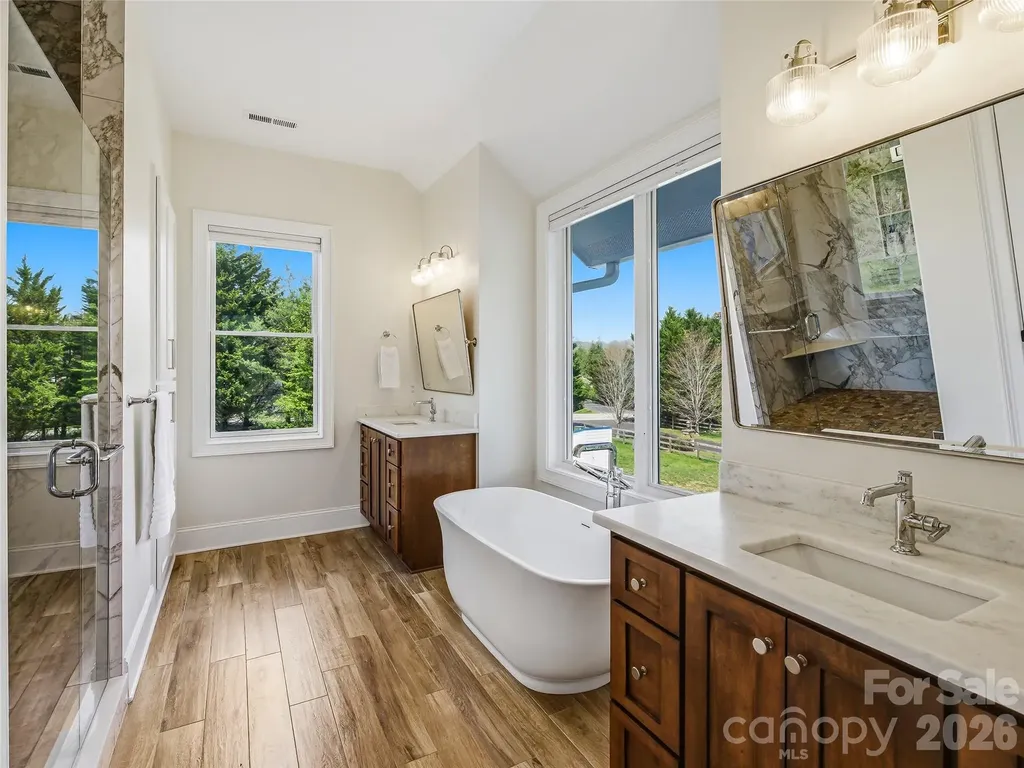 5 Sweetgrass Lane Fletcher NC 28732