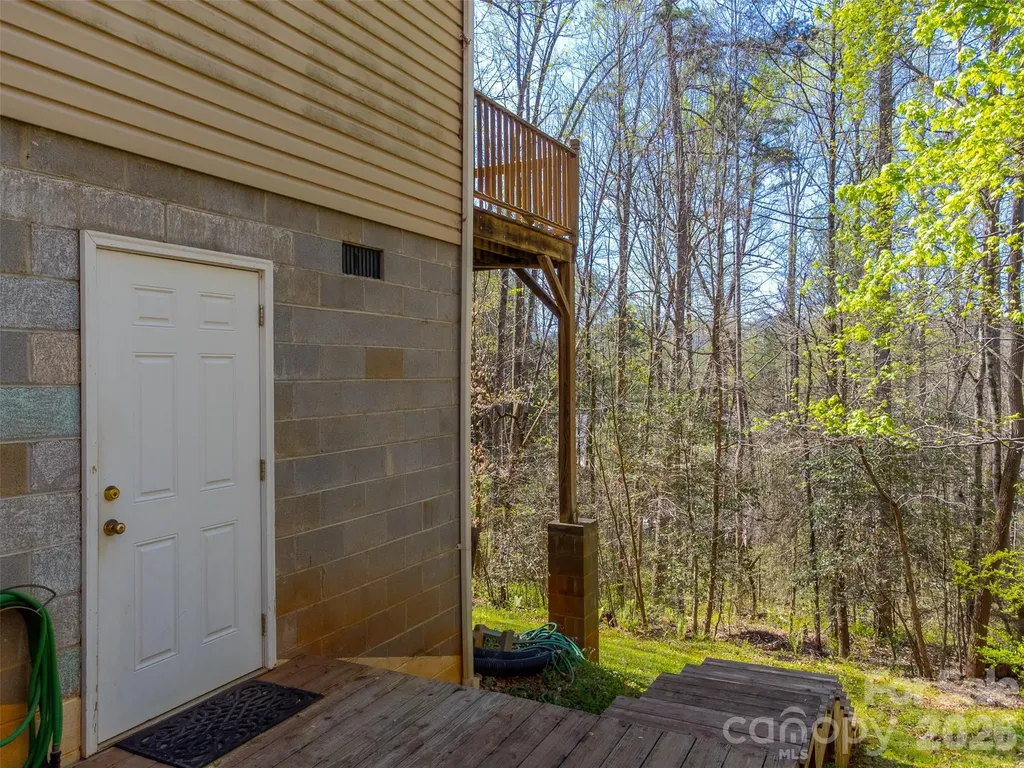 201 Windcrest Ridge Sylva NC 28779