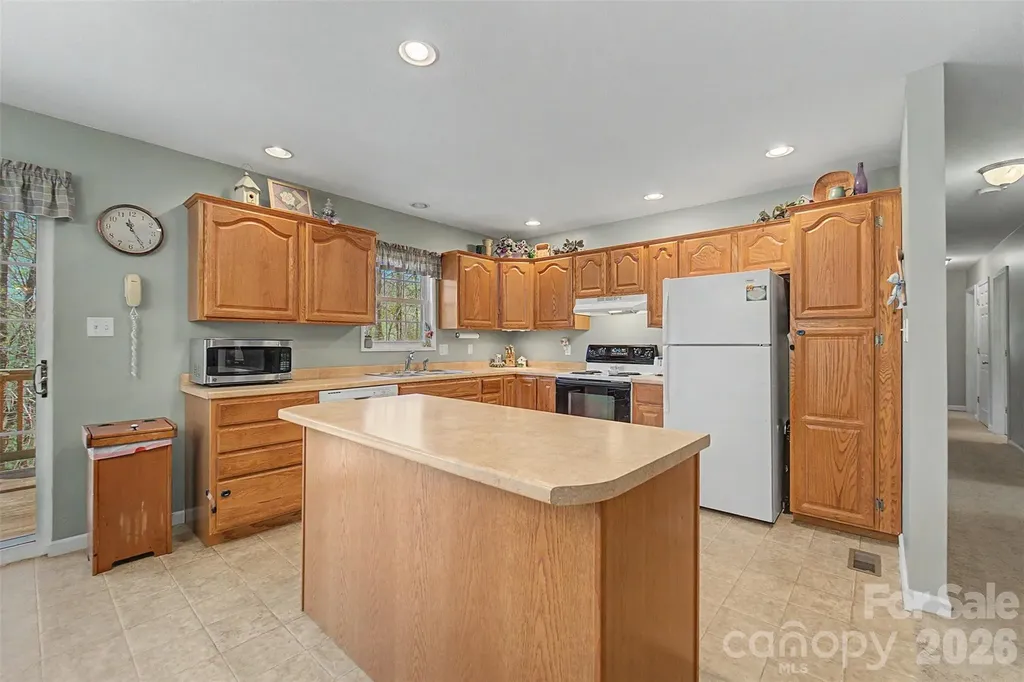 201 Windcrest Ridge Sylva NC 28779