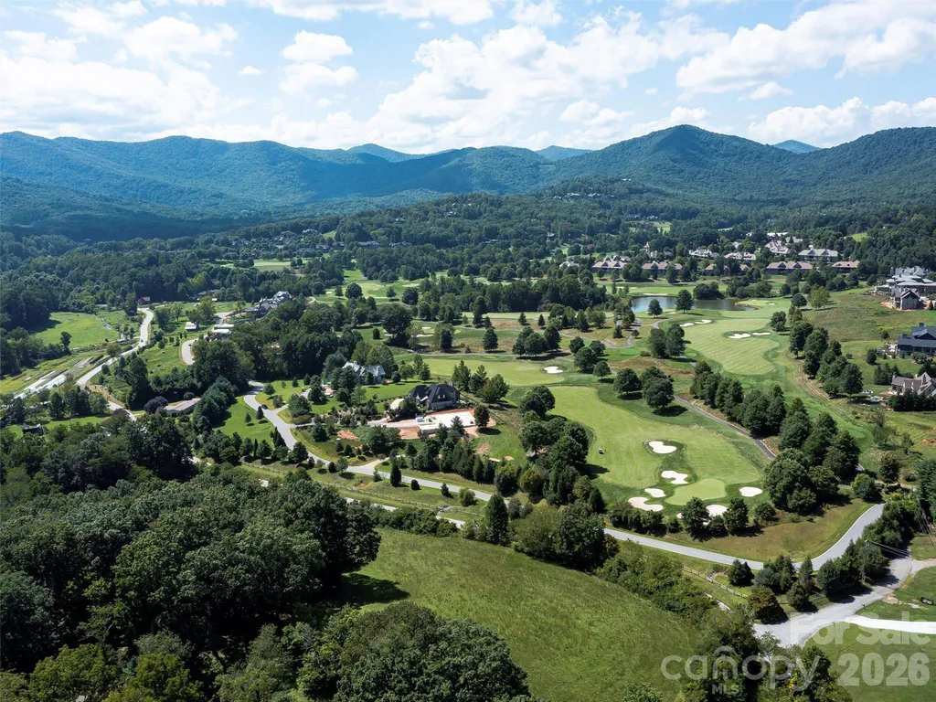 74 Walnut Valley Parkway Arden NC 28704
