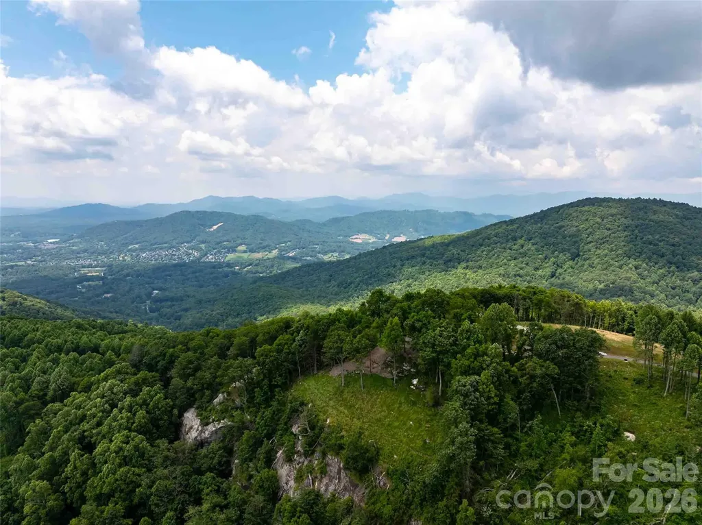 63 Summit Trail Drive Hendersonville NC 28792