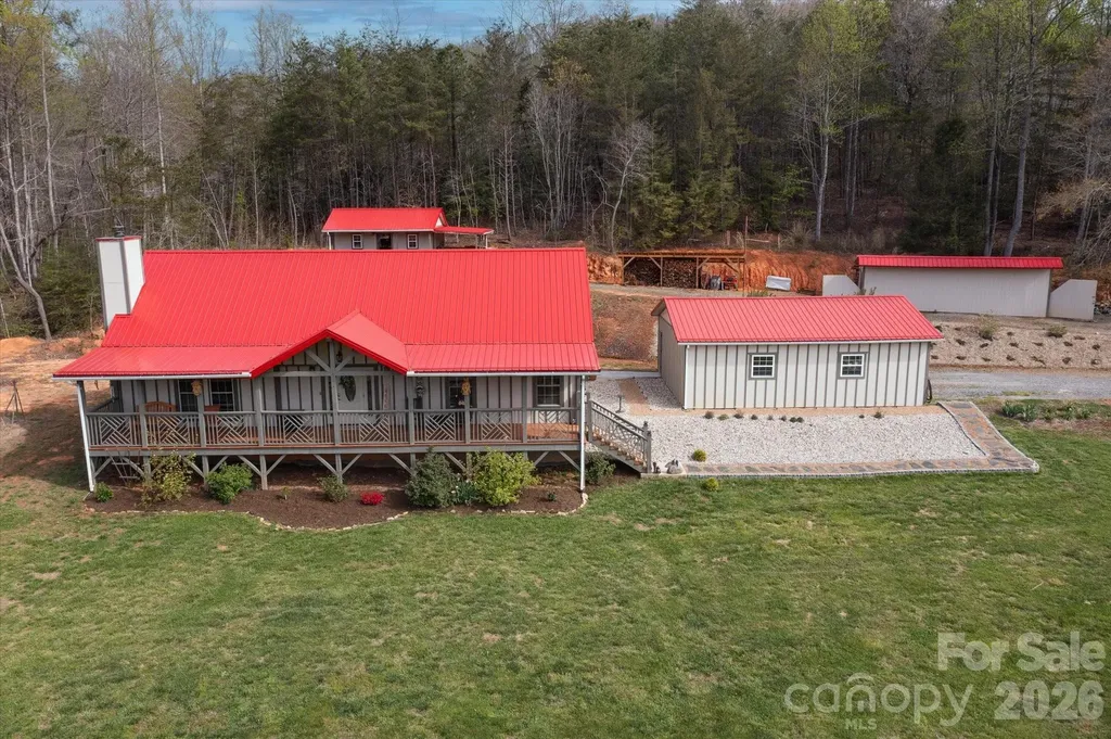 810 Mount Hebron Road Old Fort NC 28762
