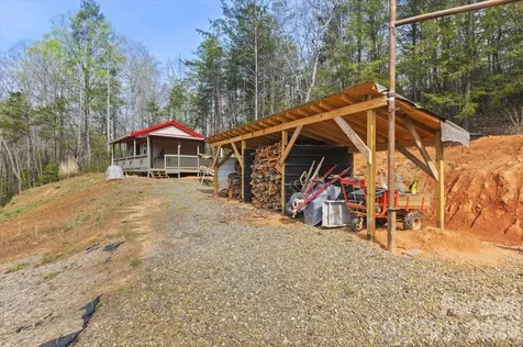 810 Mount Hebron Road Old Fort NC 28762