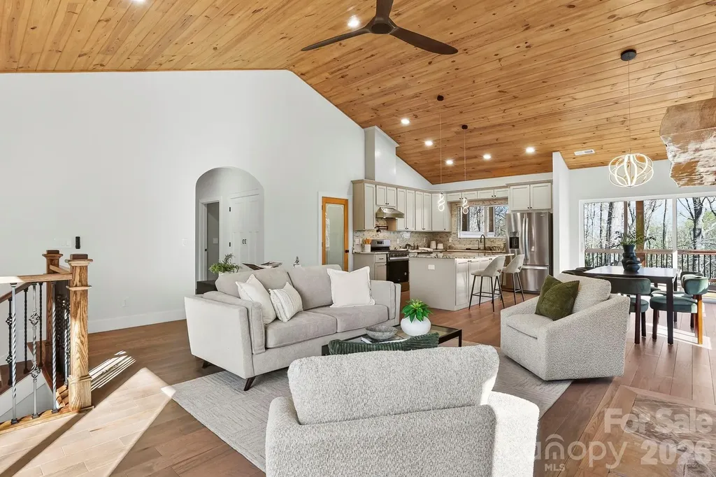 162 Preserve Court Hendersonville NC 28791