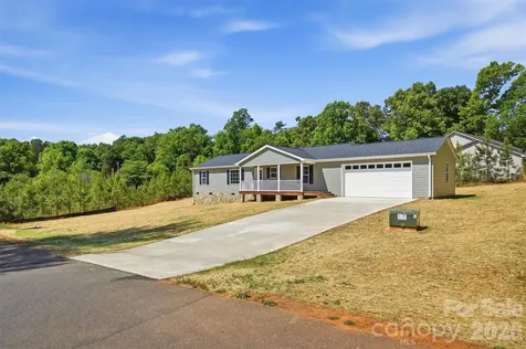 4915 S T Clark Road Morganton NC 28655