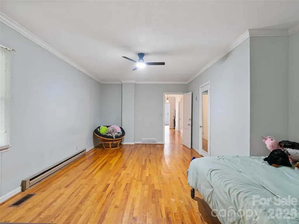 147 Walnut Avenue Spruce Pine NC 28777
