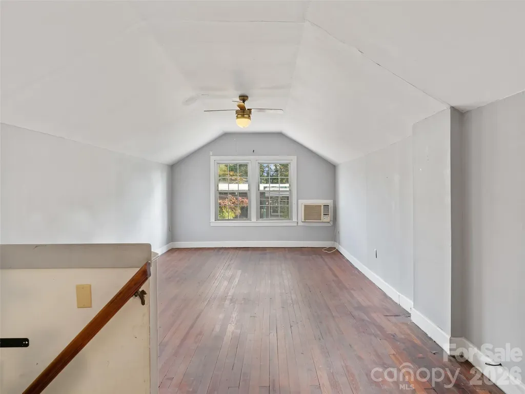 147 Walnut Avenue Spruce Pine NC 28777