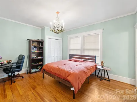 147 Walnut Avenue Spruce Pine NC 28777
