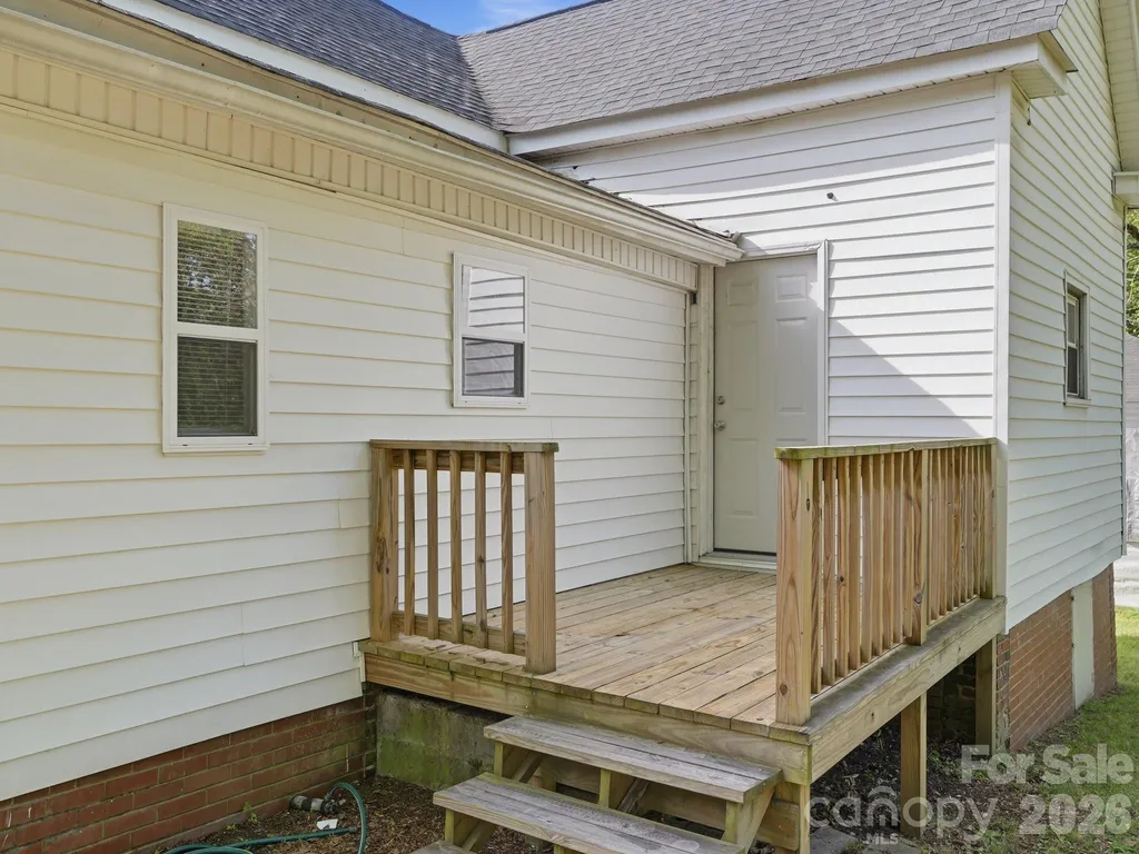 158 NW Academy Street Concord NC 28025