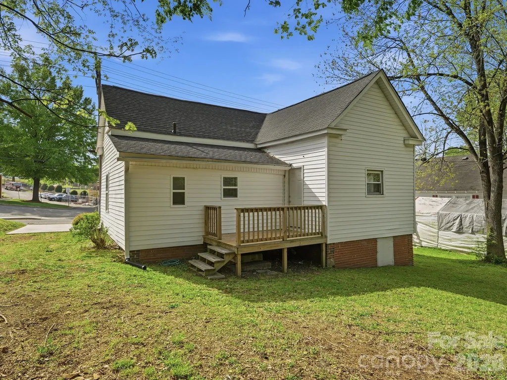 158 NW Academy Street Concord NC 28025