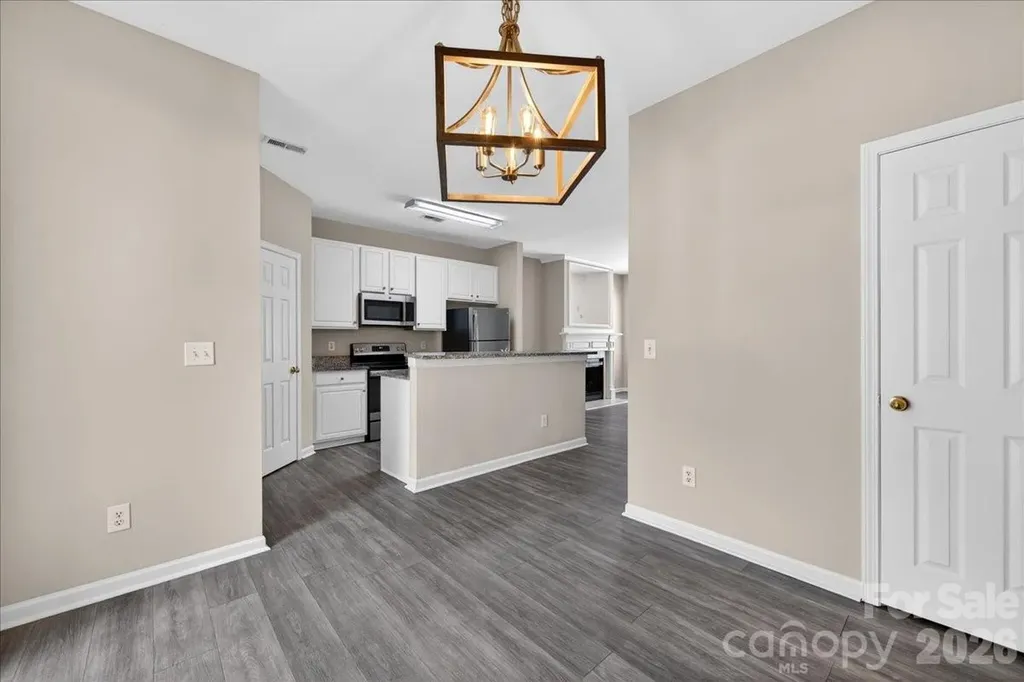 8619 Wandering Creek Way Charlotte NC 28227