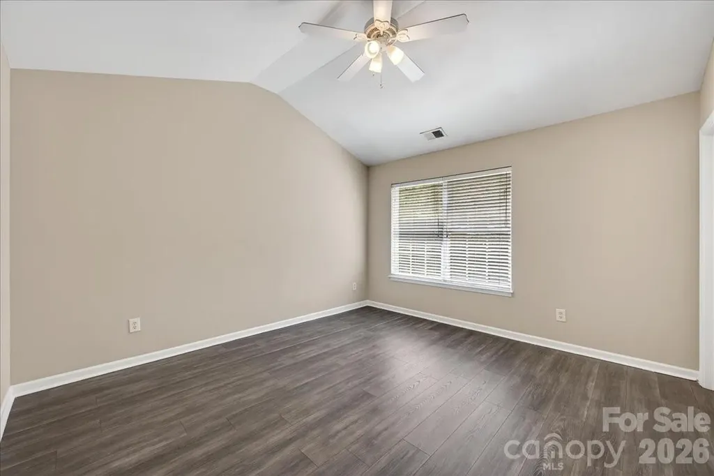 8619 Wandering Creek Way Charlotte NC 28227
