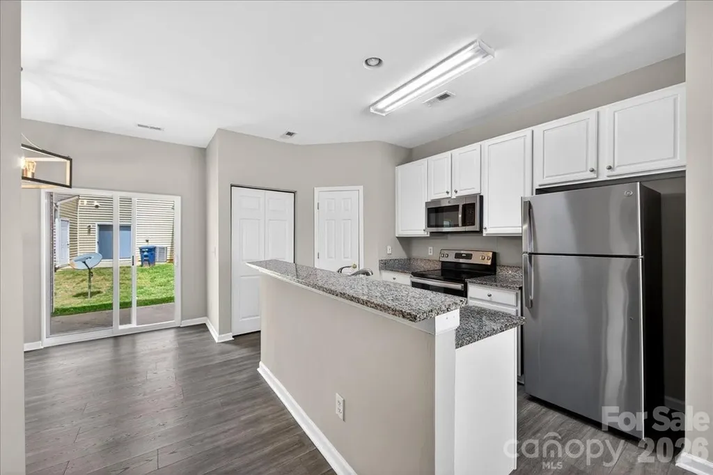 8619 Wandering Creek Way Charlotte NC 28227