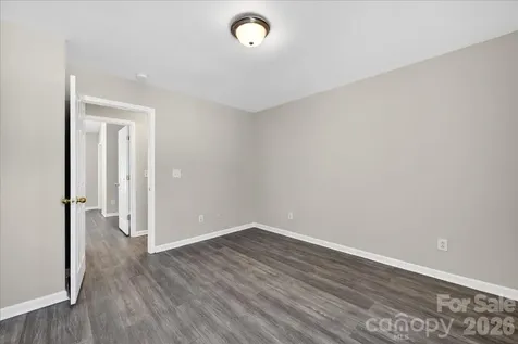 8619 Wandering Creek Way Charlotte NC 28227