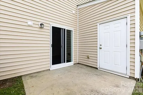 8619 Wandering Creek Way Charlotte NC 28227