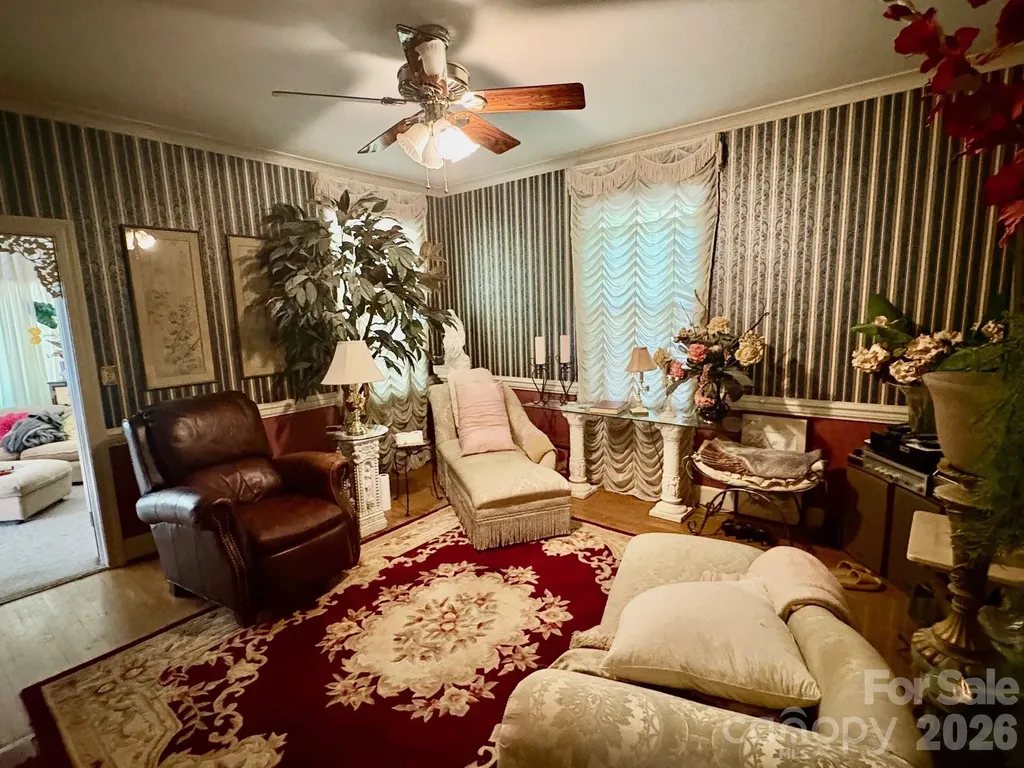 1612 S New Hope Road Gastonia NC 28054
