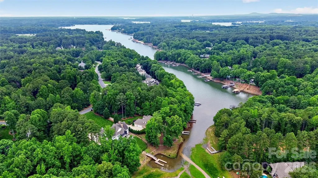 294 S San Agustin Drive Mooresville NC 28117