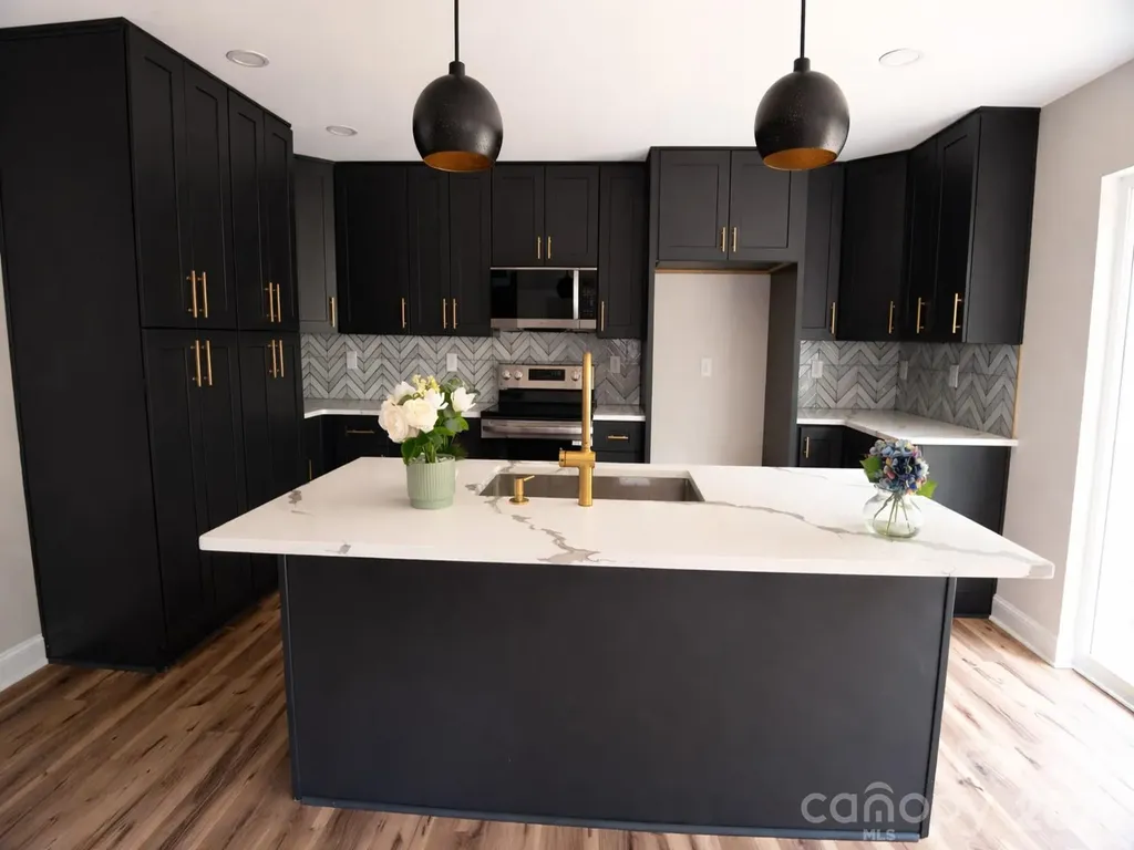 6615 Rockwell Boulevard W Charlotte NC 28269