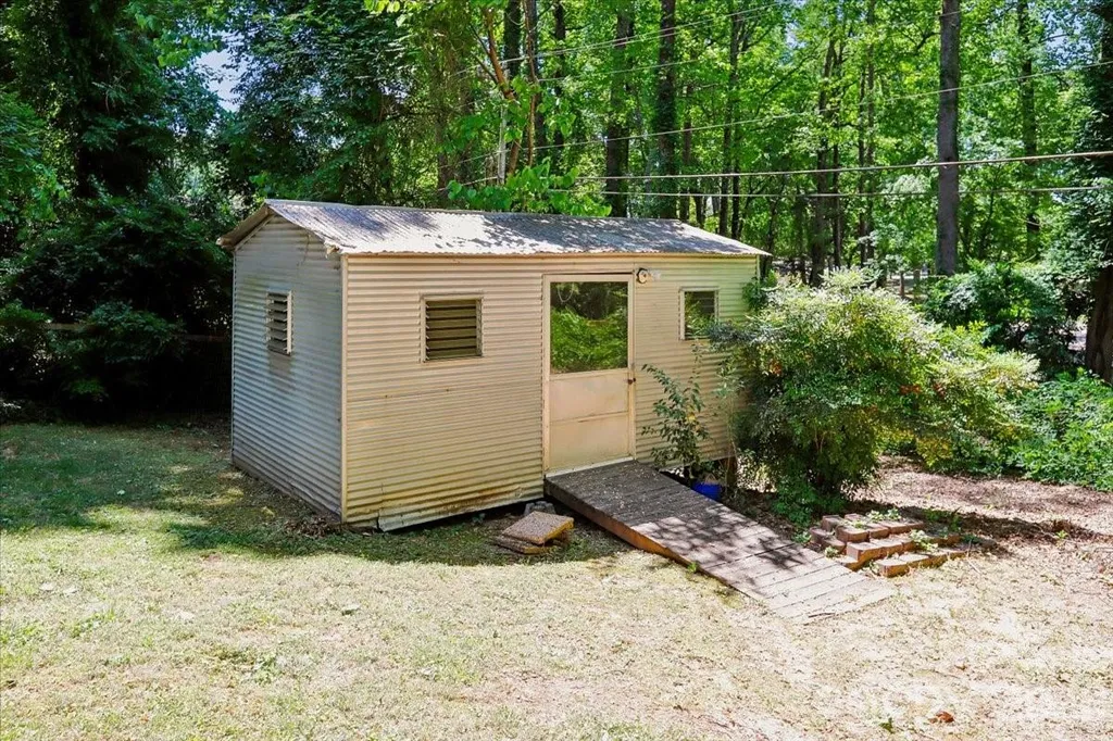 4640 Town And Country Drive Charlotte NC 28226