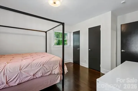 4640 Town And Country Drive Charlotte NC 28226