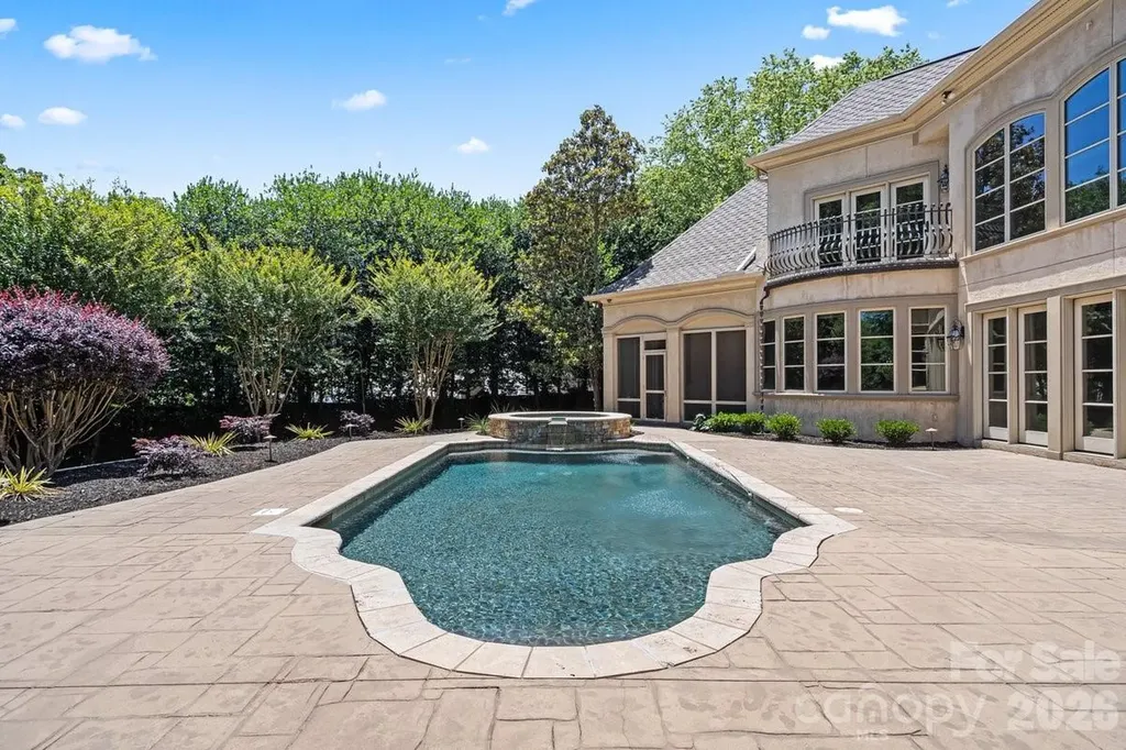 8600 Fairview Road Charlotte NC 28226