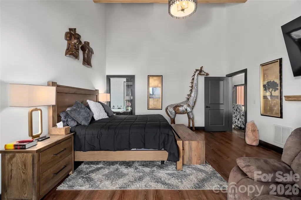 41 Ben Lippen School Road Asheville NC 28806