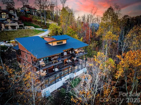 41 Ben Lippen School Road Asheville NC 28806