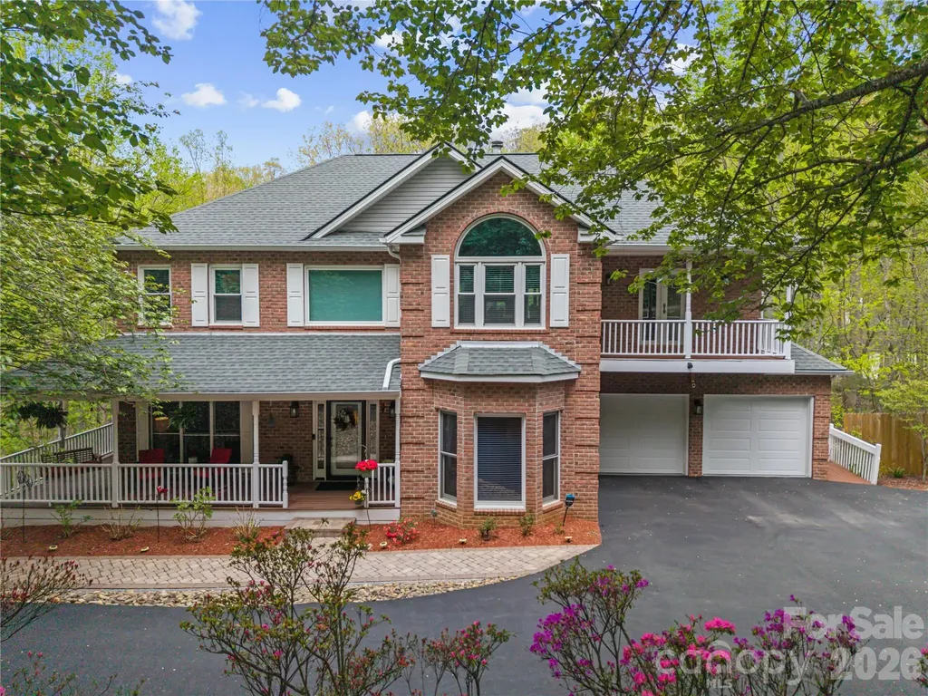 483 Heather Marie Drive Hendersonville NC 28792